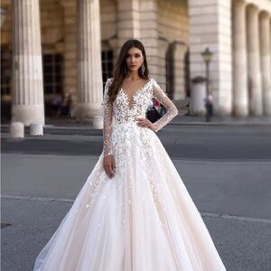Arnaldo Joseph Wedding dress